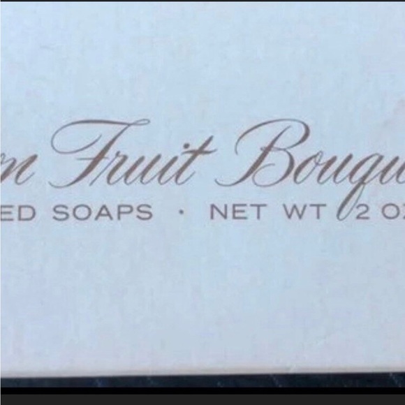 Avon • Vintage • Fruit Bouquet • Perfumed Soap • New W/ Box - Picture 7 of 9